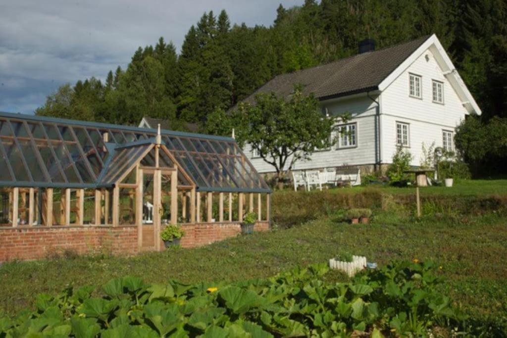 Idyllic Small Farm Appartment Tønsberg Dış mekan fotoğraf